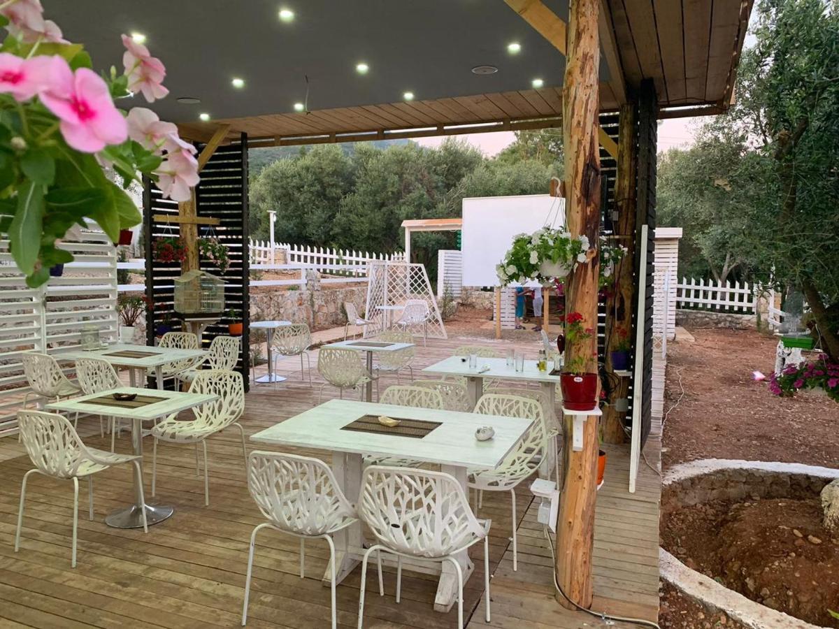 Отель Albanian Garden Gjilek Экстерьер фото